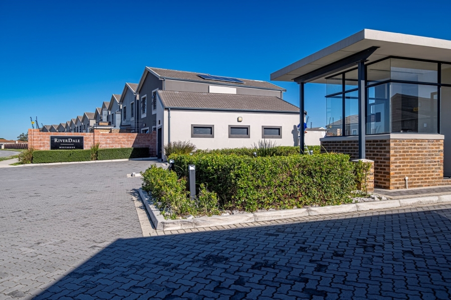 4 Bedroom Property for Sale in Westbrook Eastern Cape